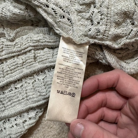 Free People Cardigan Womens Large Gray Ruffle Knit Button Front Boho Cropped - Picture 9 of 10